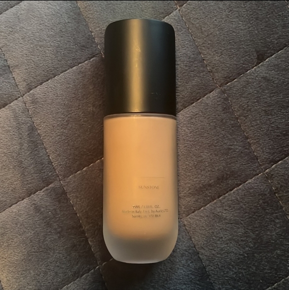 Auric Glow Lust Radiant Luminizer - Picture 2 of 2